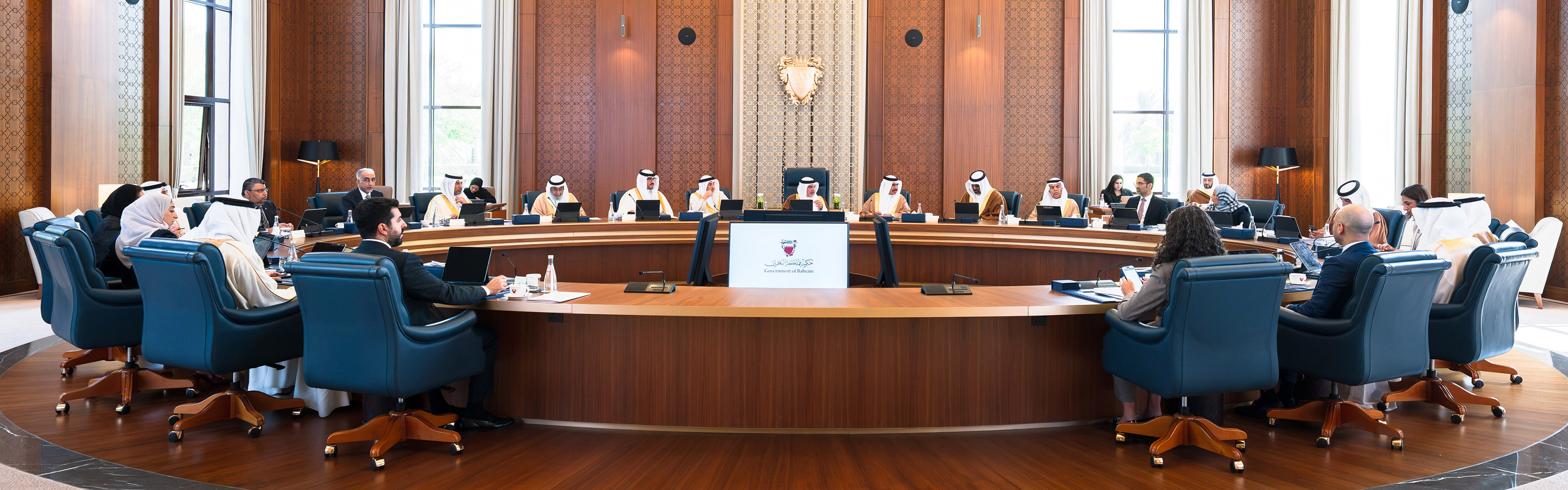 سمو ولي العهد رئيس مجلس الوزراء يترأس الاجتماع الاعتيادي الأسبوعي لمجلس الوزراء